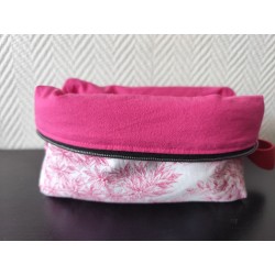 Trousse de toilette en toile coton façon toile de Jouy rose