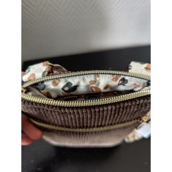 Pochette téléphone velours marron chocolat et doublure léopard écru