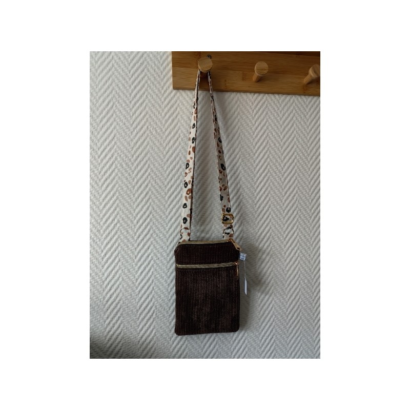 Pochette téléphone velours marron chocolat et doublure léopard écru