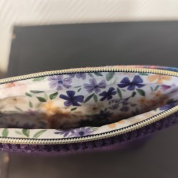 Pochette en velours imprimé arbre de vie fond mauve