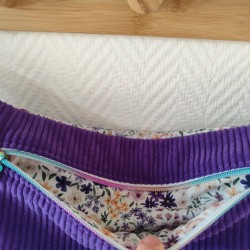 Sac banane xl velours violet et imprimé fleuri mauve