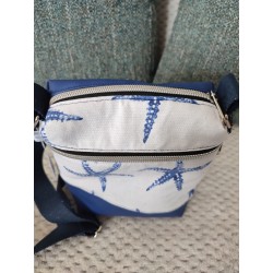 Pochette bandoulière simili bleu et imprimé étoiles de mer bleue