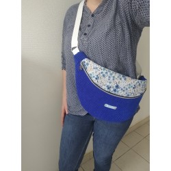 Sac banane xl velours bleu électrique et imprimé fleuri bleu