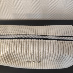 Trousse de toilette en velours argenté et intérieur étoilé argenté