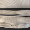 Trousse de toilette en velours argenté et intérieur étoilé argenté