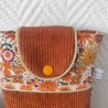 Pochette à livre de poche molletonnée en velours terracotta et fleuri assorti