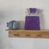 Pochette à livre de poche molletonnée en velours violet et fleuri assorti