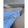 Sac banane velours bleu électrique et imprimé fleuri bleu et doré fond noir