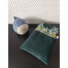 Pochette à livre de poche molletonnée en velours vert sapin et imprimé fleuri vert