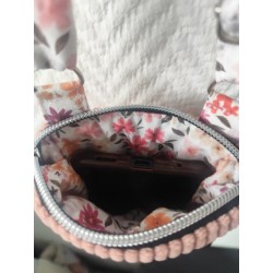 Pochette téléphone velours rose et imprimé fleuri rose