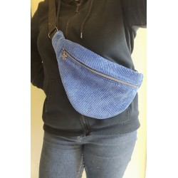 Sac banane velours bleu électrique et imprimé fleuri bleu et doré fond noir