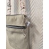 Pochette téléphone velours écru et imprimé petites fleurs roses