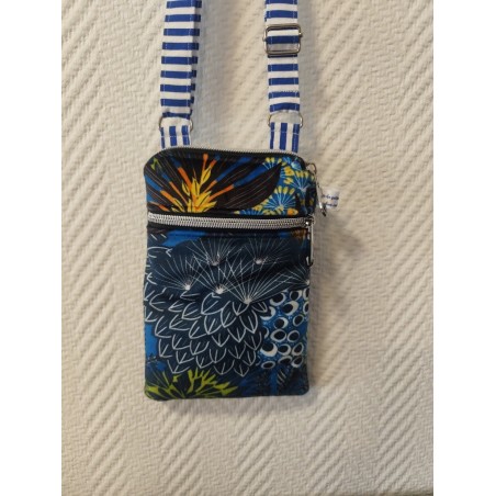Pochette téléphone velours imprimé fond bleu