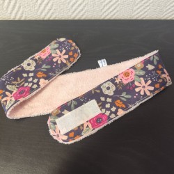 Bandeau de soin réglable imprimé fleuri rose olga et éponge bambou rose toute douce