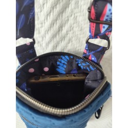 Pochette téléphone velours chevron tout doux bleu nuit