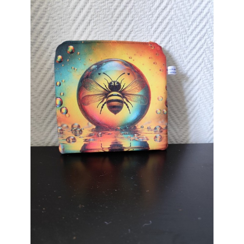 Pochette en velours imprimé abeille - 20x20 cm