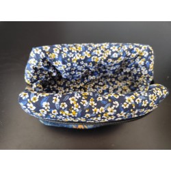 Trousse de toilette en velours ras imprimé fleuri fond bleu avec poignée