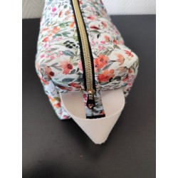 Trousse de toilette en matelassé fleuri printanier avec poignée