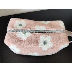 Trousse de toilette en tissu moumoute rose à fleurs avec poignée