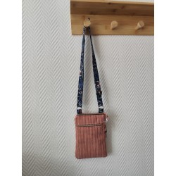 Pochette téléphone velours...