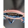 Pochette téléphone velours rose et imprimé jungle fond bleu