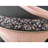 Sac banane velours rose et imprimé fleuri fond noir