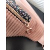 Sac banane velours rose et imprimé fleuri fond noir