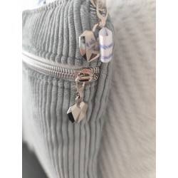 Pochette téléphone velours bleu clair et imprimé fleuri bleu