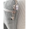 Pochette téléphone velours bleu clair et imprimé fleuri bleu