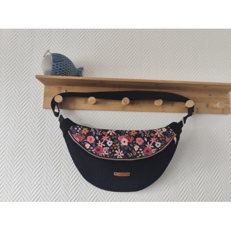 Sac banane xl velours noir et imprimé fleuri rose fond noir
