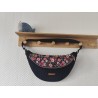 Sac banane xl velours noir et imprimé fleuri rose fond noir
