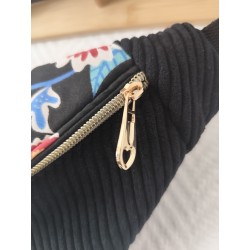 Sac banane xl velours noir et imprimé fleuri sixties fond noir