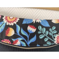 Sac banane xl velours noir et imprimé fleuri sixties fond noir