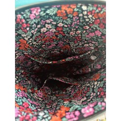 Sac à dos velours bordeau fait main et imprimé fleuri fond noir