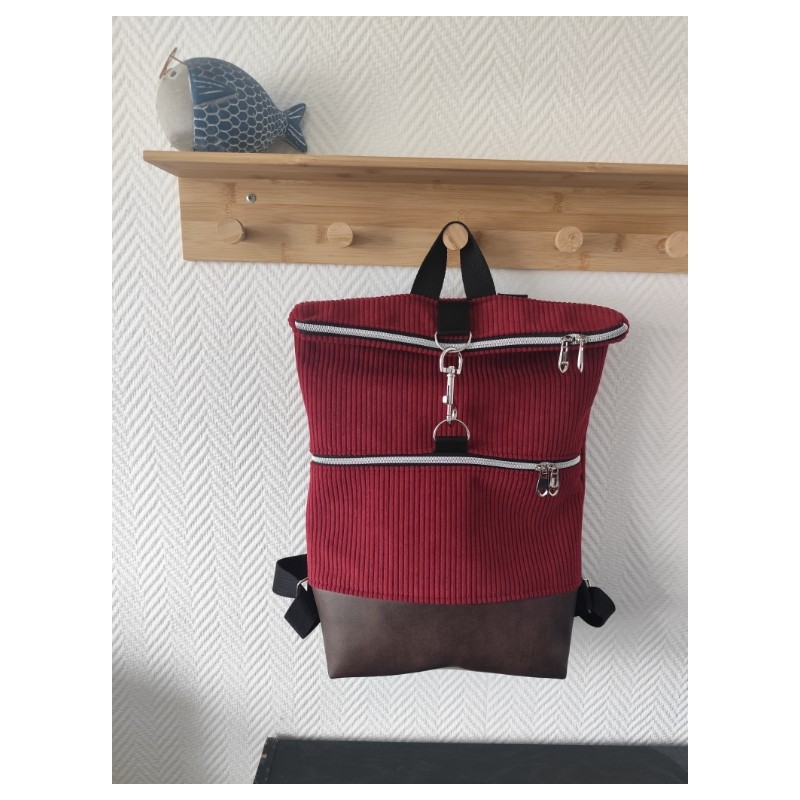 Sac à dos velours bordeau fait main et imprimé fleuri fond noir