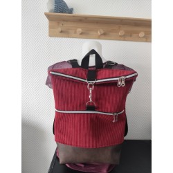 Sac à dos velours bordeau fait main et imprimé fleuri fond noir