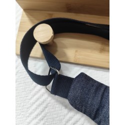 Sac banane en jean bleu foncé et doublure imprimé fleuri fond bleu