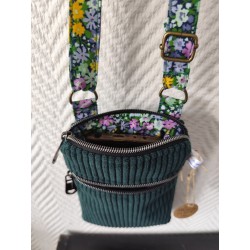Pochette téléphone velours vert sapin doublure fleurie fond vert