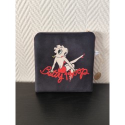 Pochette en velours imprimé...