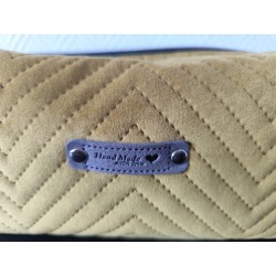 Trousse de toilette en velours matelassé vert olive tout doux  avec poignée