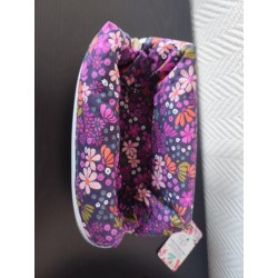 Trousse de toilette en velours matelassé rose parme tout doux  avec poignée
